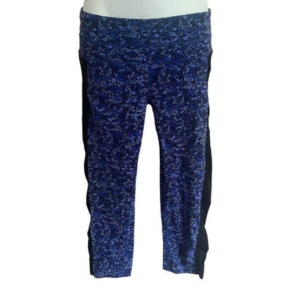 Athleta Capri Athletic Work Out Pants Leggings Women’s Small - Picture 1 of 8
